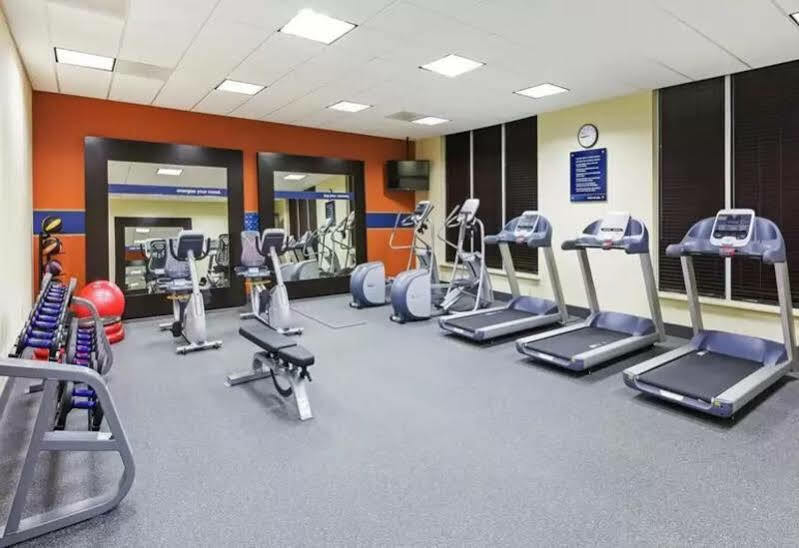 Hampton Inn Austin Oak Hill Экстерьер фото